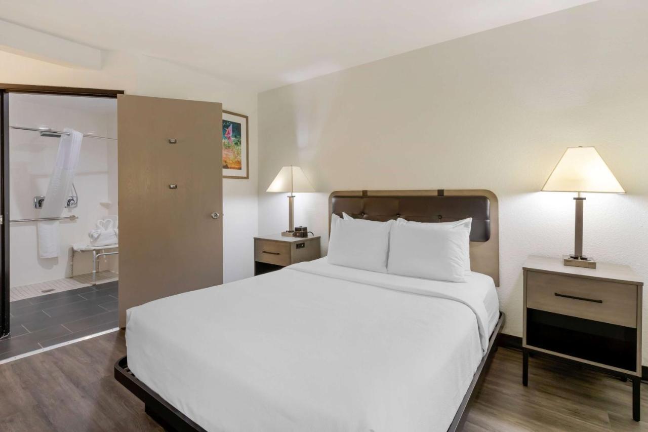 Готель La Quinta By Wyndham Des Moines West Clive Екстер'єр фото